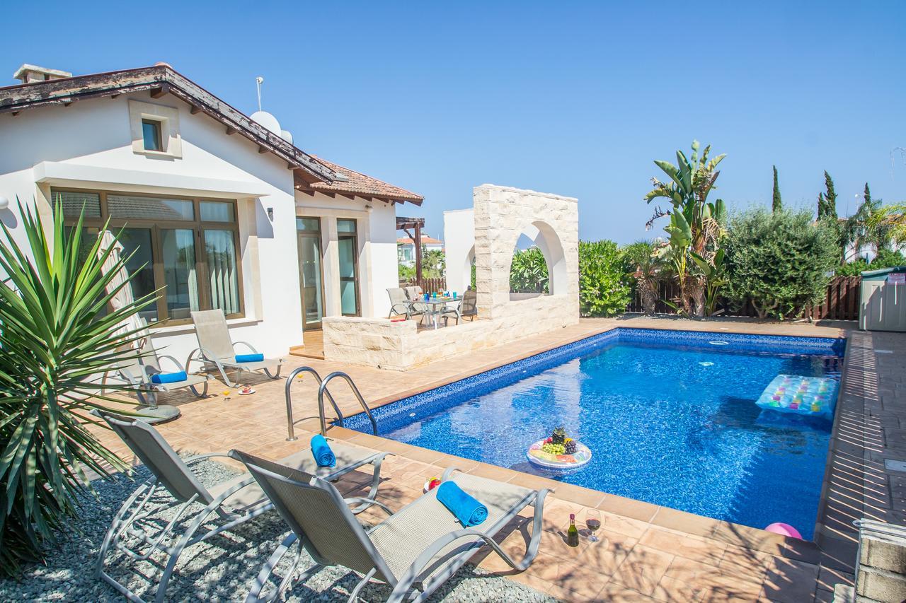Rada'S Vacation Home Ayia Napa Esterno foto