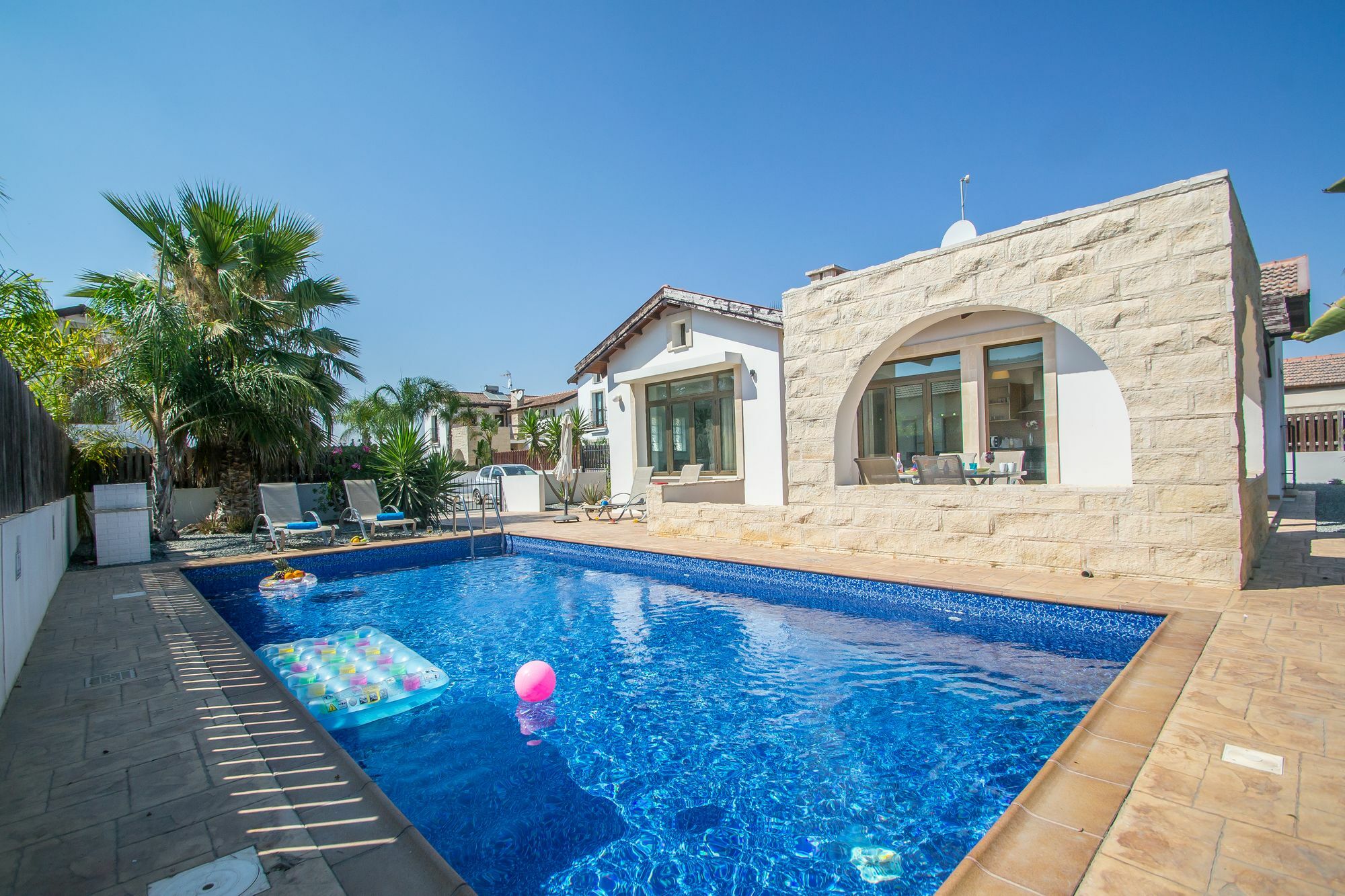 Rada'S Vacation Home Ayia Napa Esterno foto