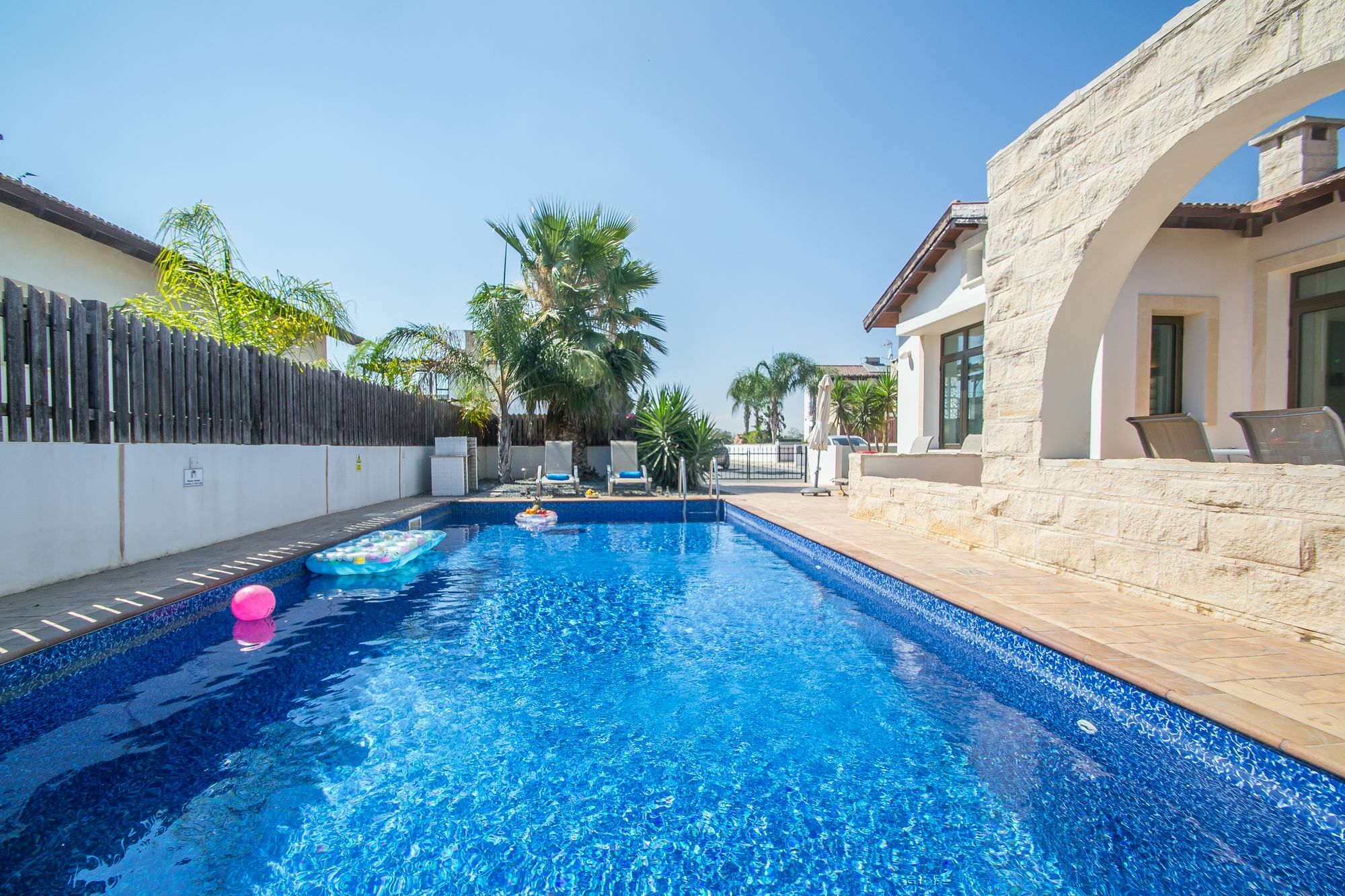 Rada'S Vacation Home Ayia Napa Esterno foto